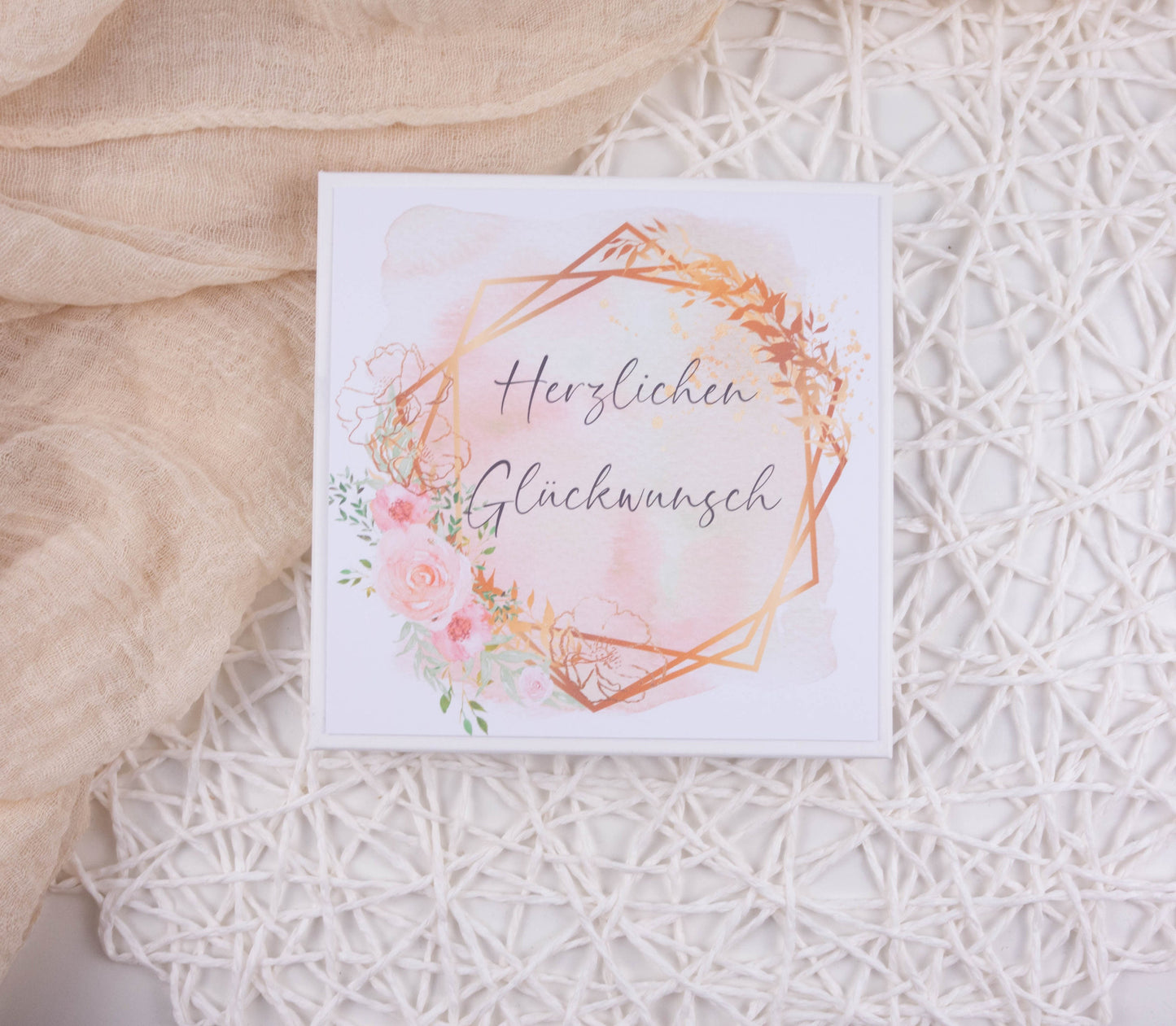 Geschenkschachtel zur Jugendweihe ROSEN Papier Träume