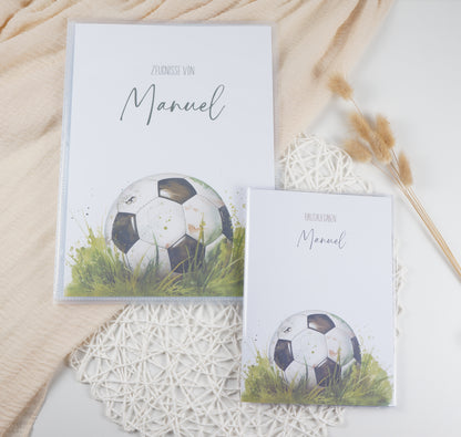 Zeugnismappe Hausaufgabenheft "FUSSBALL VERSCHIEDENE" personalisiert Office & School Supplies Papier Träume