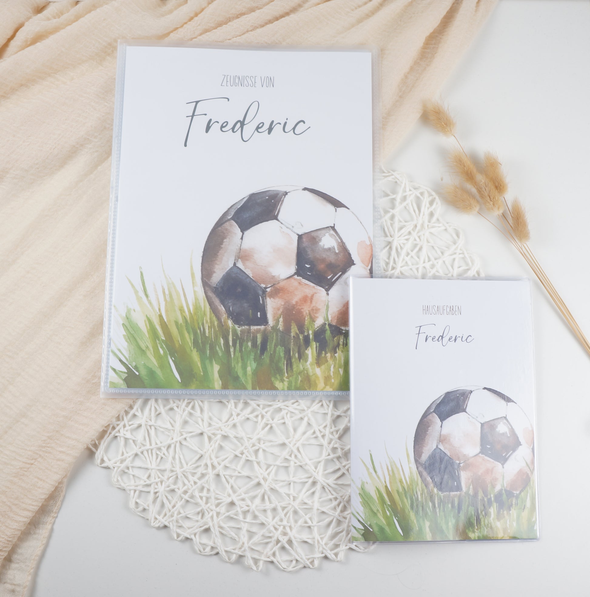Zeugnismappe Hausaufgabenheft "FUSSBALL VERSCHIEDENE" personalisiert Office & School Supplies Papier Träume
