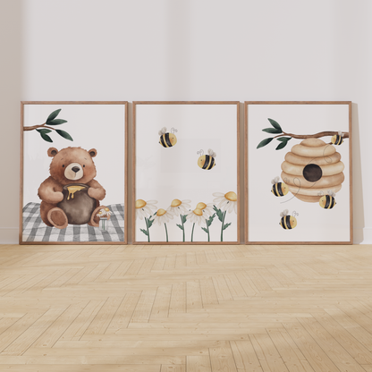 Kinderzimmer Poster 3er Set BÄRCHEN MIT BIENEN Wandbild Kinderposter Geschenk zur Geburt / Einschulung Papier Träume