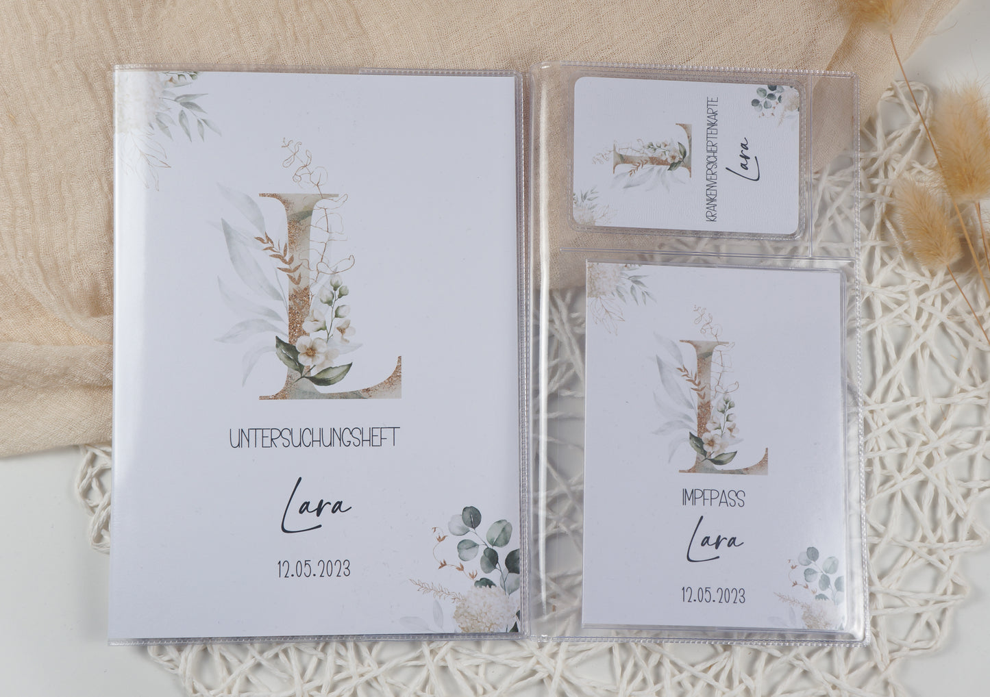 U-Heft/Impfpass/Reisepass personalisiert BUCHSTABE GOLD WEIß- Geschenk zur Geburt Passport Covers Papier Träume