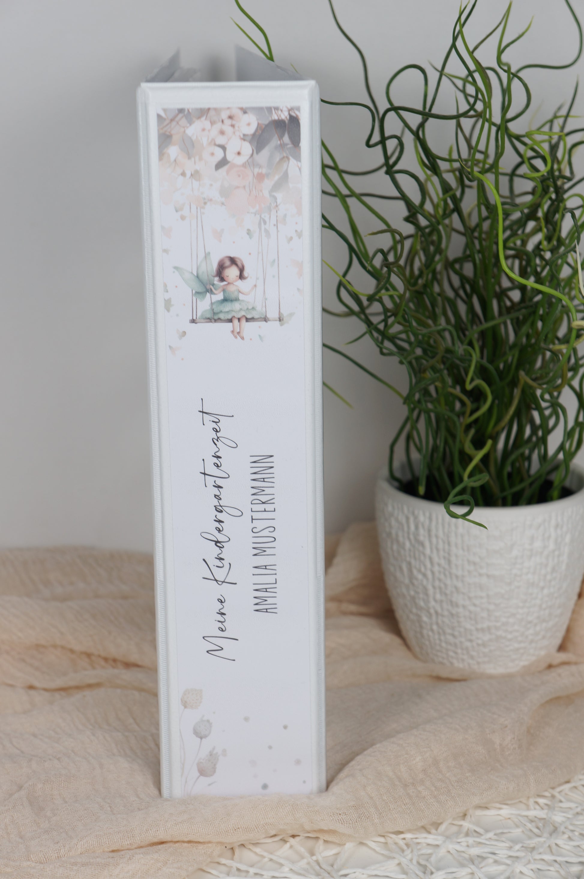 Kindergarten Krippe Ordner "FAIRY MINT" personalisiert - Sammelmappe Krippe Schule oder Kita Office & School Supplies Papier Träume