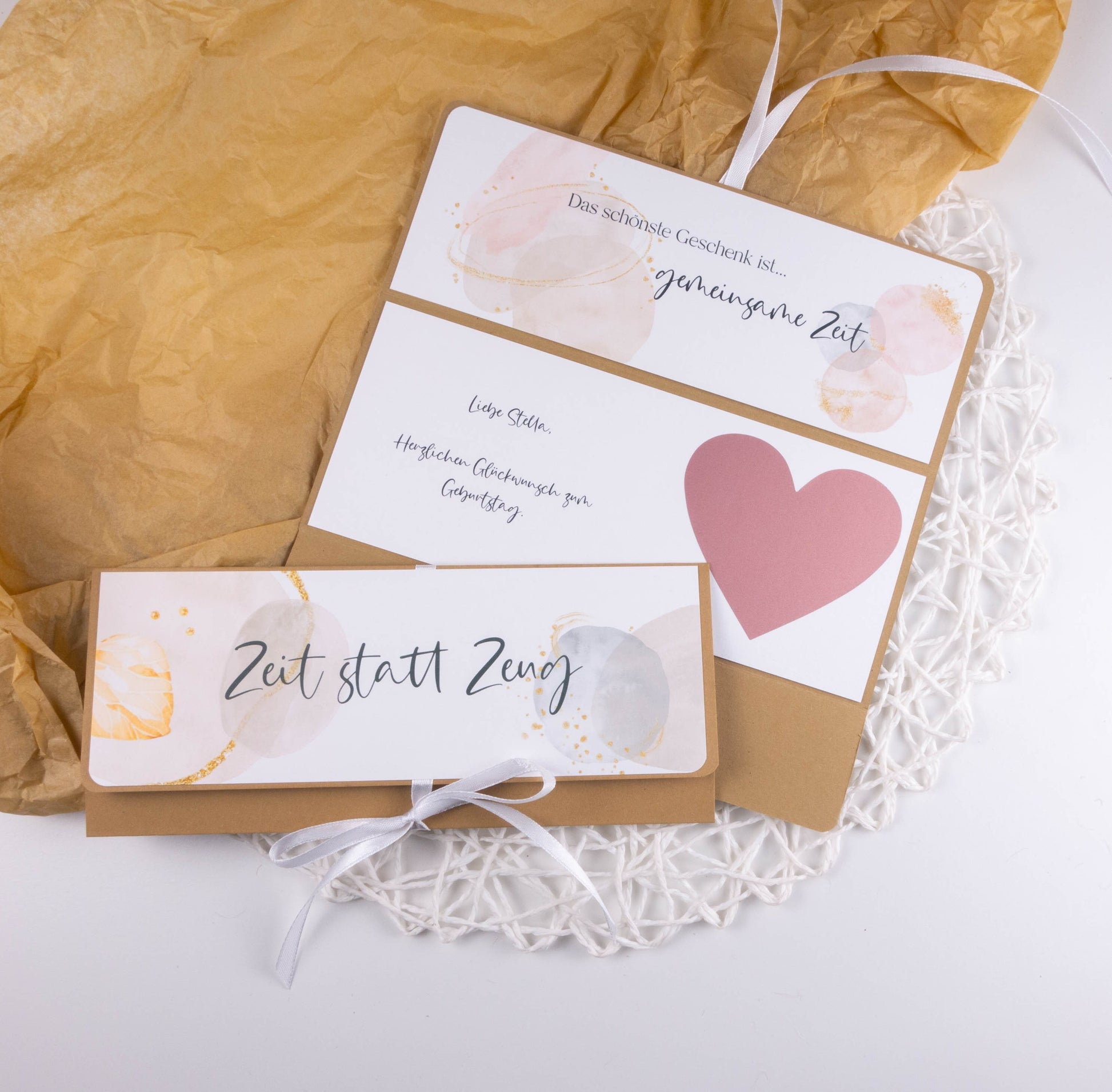 Gutscheinkarte "Zeit statt Zeug - rosa" personalisiert mit Rubbelherz Papier Träume
