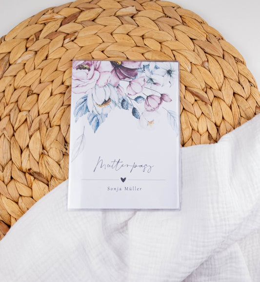 Mutterpass Hülle personalisiert LILA BLOOMY | Geschenkidee zur Schwangerschaft Passport Covers Papier Träume