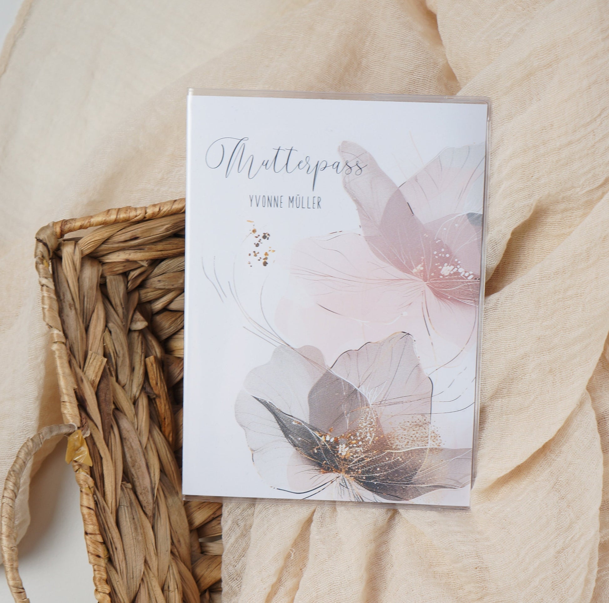 Mutterpass Hülle personalisiert DREAMY | Geschenkidee zur Schwangerschaft Passport Covers Papier Träume