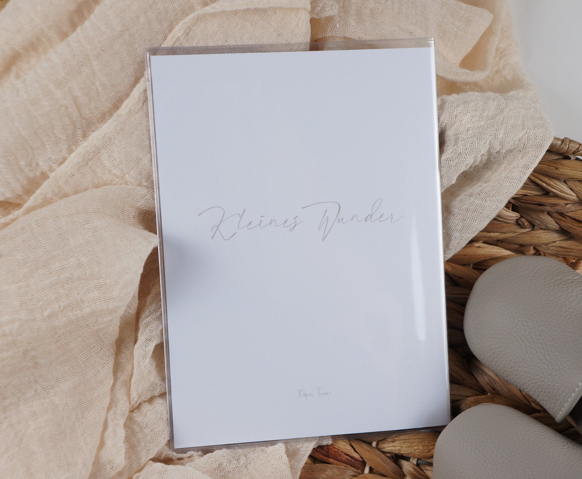 Mutterpass Hülle personalisiert HANNAH | Geschenkidee zur Schwangerschaft Passport Covers Papier Träume
