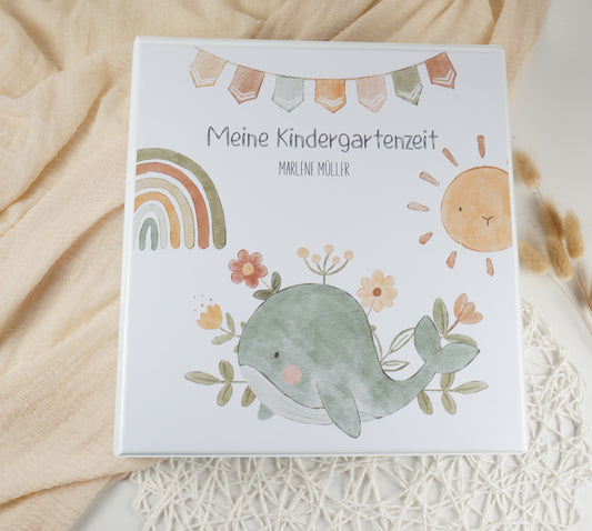 Kindergarten Ordner "Wal Doodle" personalisiert - Sammelmappe Krippe Schule oder Kita Office & School Supplies Papier Träume