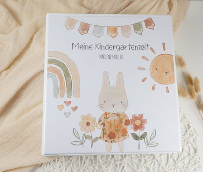 Kindergarten Ordner "Hase Doodle" personalisiert - Sammelmappe Krippe Schule oder Kita Office & School Supplies Papier Träume