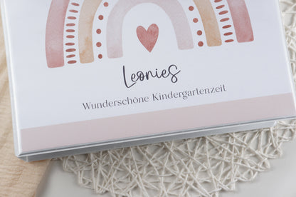 Kindergarten Ordner "Regenbogen rosa" personalisiert - Sammelmappe Krippe Schule oder Kita Office & School Supplies Papier Träume