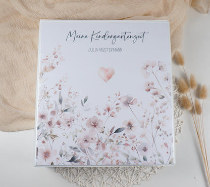 Kindergarten Ordner "ZARTE BLUMEN" personalisiert - Sammelmappe Krippe Schule oder Kita Office & School Supplies Papier Träume